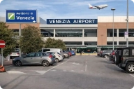 Rent a Car Venice Airport – Pay by Debit Card