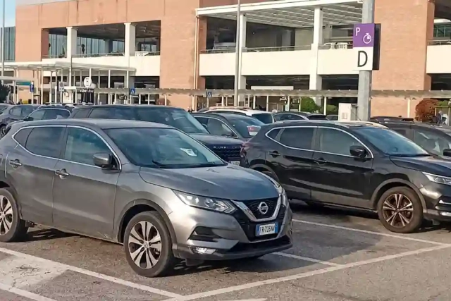 Low Cost Car Rental Venice Marco Polo Airport – from 29 euro /day